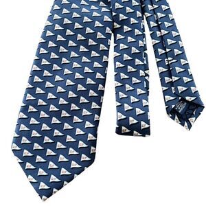 VINEYARD VINES Nautical Tied to a Cause in Sea Splash 100% Silk Neck Tie